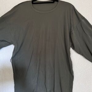 Unisex XL long sleeve gray shirt/T-shirt crew neck